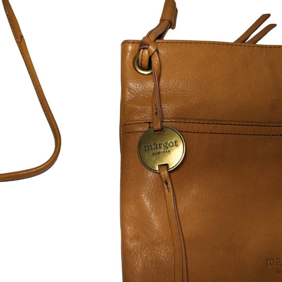 margot New York Small Caramel Brown Soft Leather Crossbody Purse - Lined - EUC - Picture 9 of 12